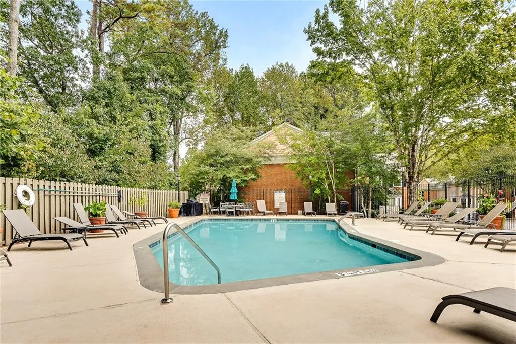 7500 Roswell Road Unit 59, Atlanta, Georgia 30350, 2 Bedrooms Bedrooms, ,2 BathroomsBathrooms,Residential,Sold,7500 Roswell Road Unit 59,7736049