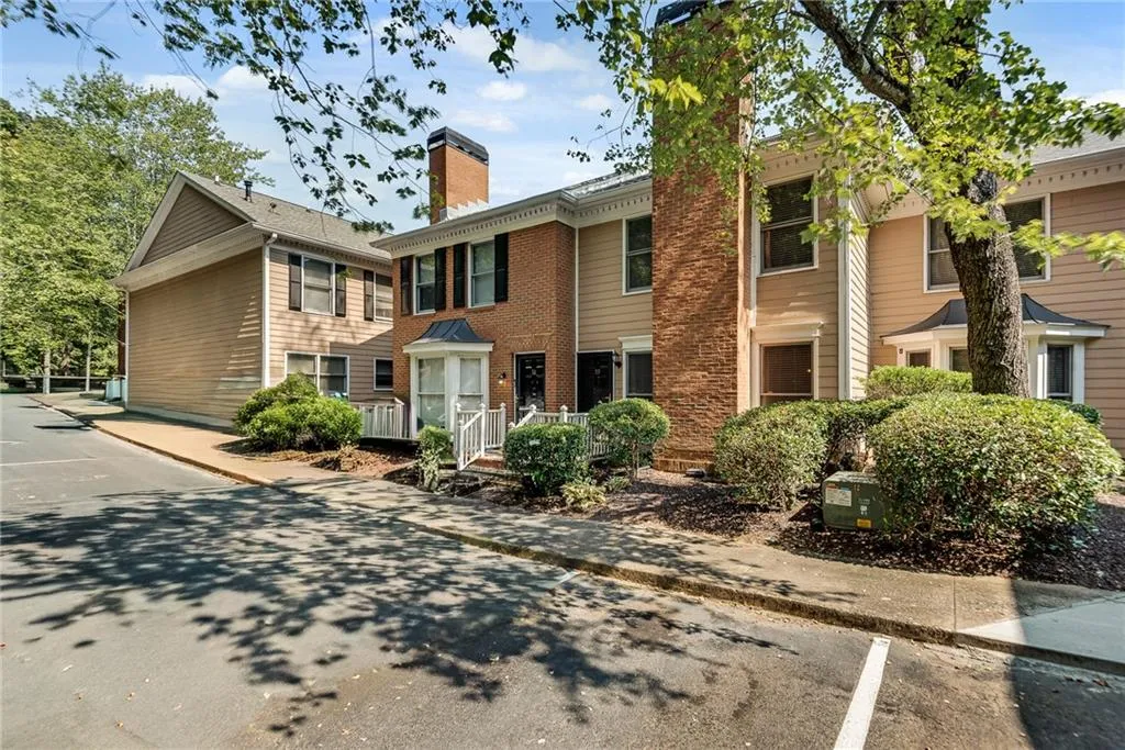 7500 Roswell Road Unit 59, Atlanta, Georgia 30350, 2 Bedrooms Bedrooms, ,2 BathroomsBathrooms,Residential,Sold,7500 Roswell Road Unit 59,7736049