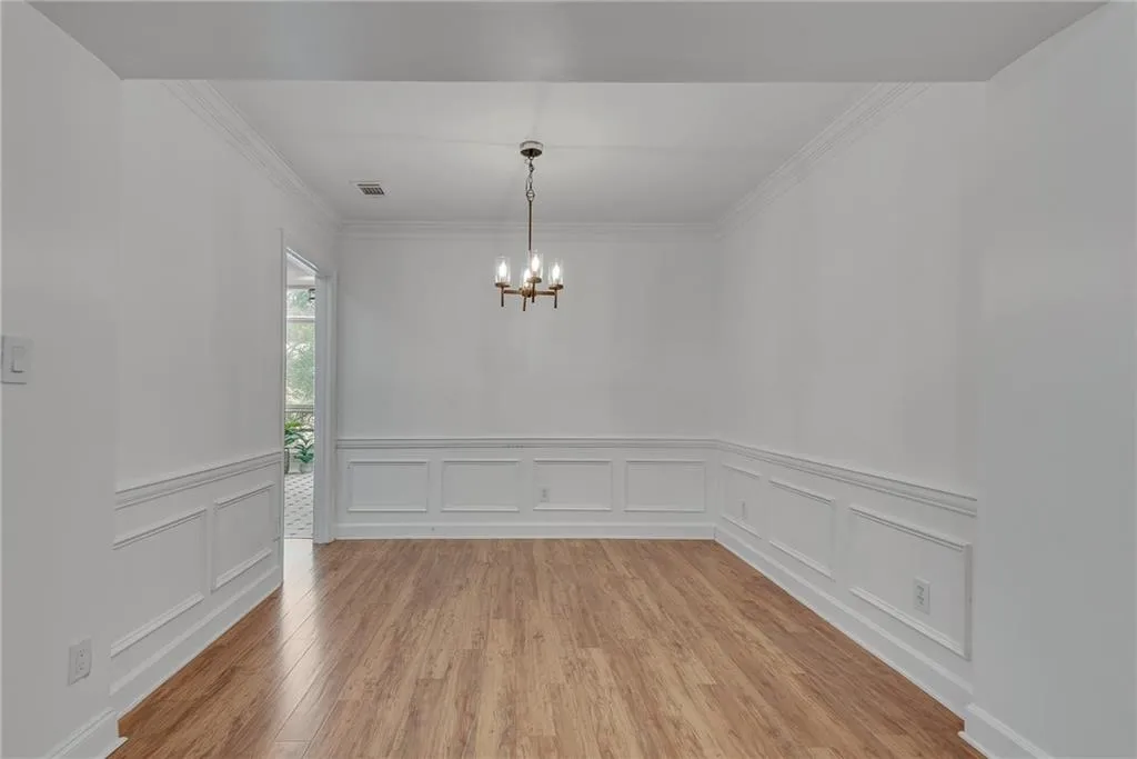 7500 Roswell Road Unit 59, Atlanta, Georgia 30350, 2 Bedrooms Bedrooms, ,2 BathroomsBathrooms,Residential,Sold,7500 Roswell Road Unit 59,7736049