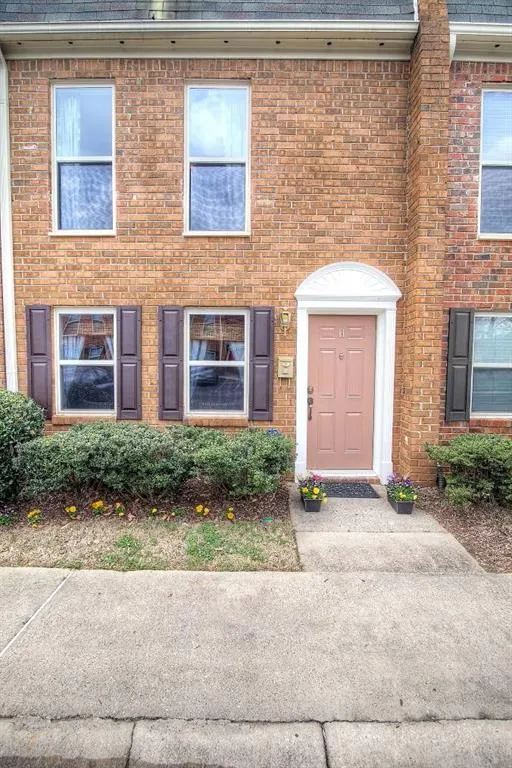 255 Winding River Drive Unit H, Sandy Springs, Georgia 30350, 2 Bedrooms Bedrooms, ,1 BathroomBathrooms,Residential,Sold,255 Winding River Drive Unit H,5821360