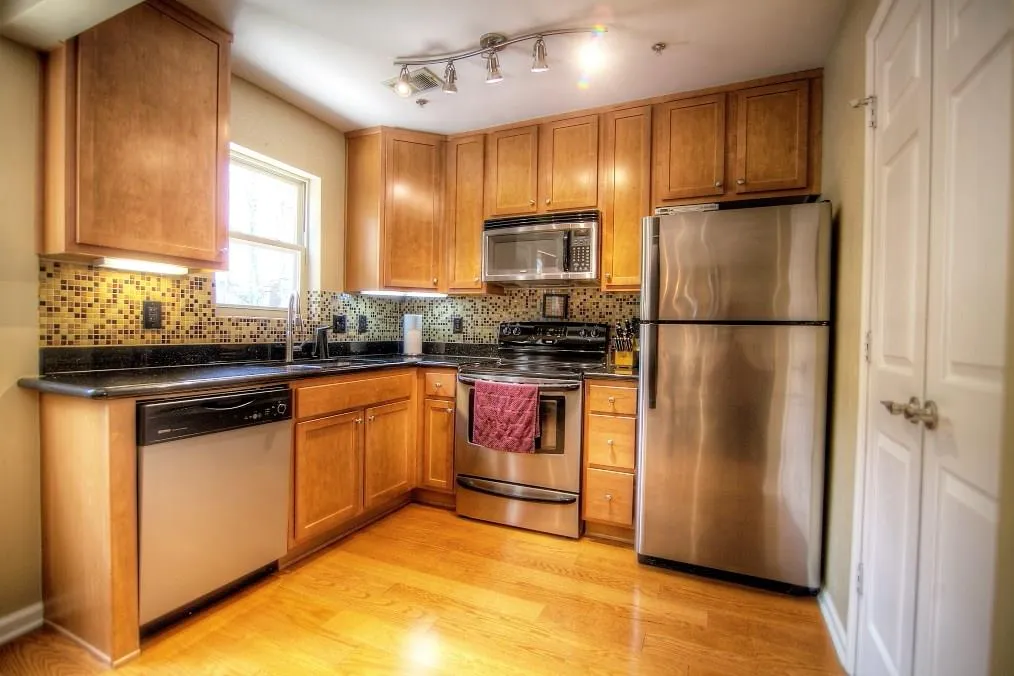 255 Winding River Drive Unit H, Sandy Springs, Georgia 30350, 2 Bedrooms Bedrooms, ,1 BathroomBathrooms,Residential,Sold,255 Winding River Drive Unit H,5821360