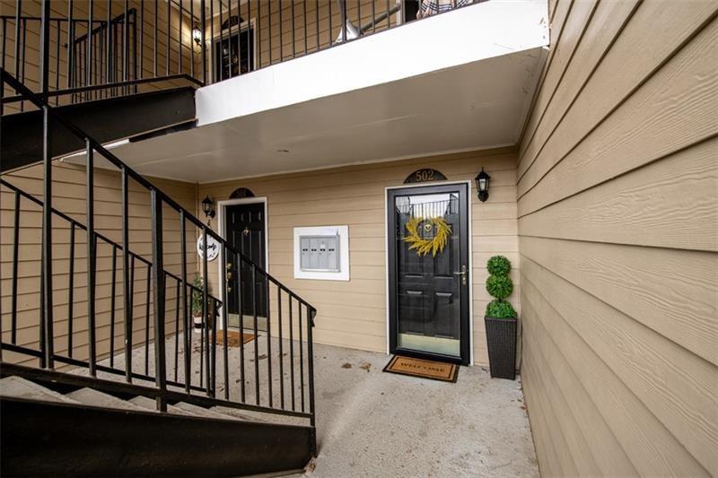 502 Brighton Point Unit 502, Sandy Springs, Georgia 30328, 3 Bedrooms Bedrooms, ,2 BathroomsBathrooms,Residential,Sold,502 Brighton Point Unit 502,7332044