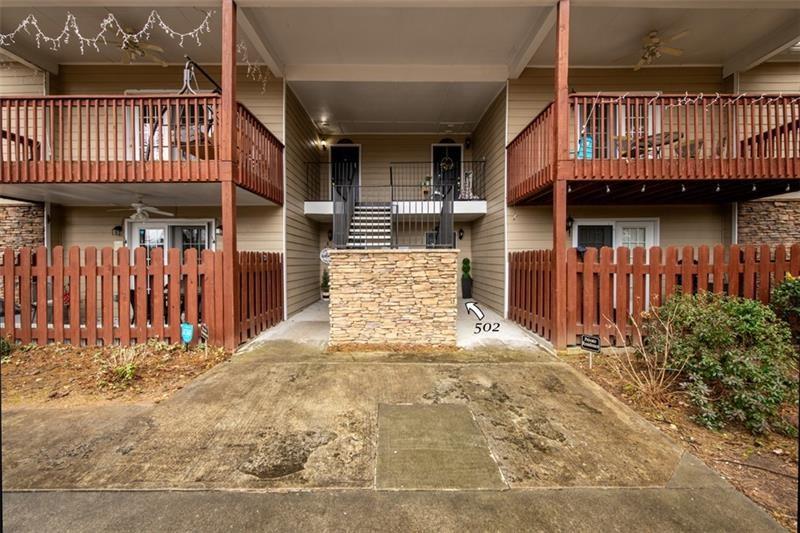 502 Brighton Point Unit 502, Sandy Springs, Georgia 30328, 3 Bedrooms Bedrooms, ,2 BathroomsBathrooms,Residential,Sold,502 Brighton Point Unit 502,7332044