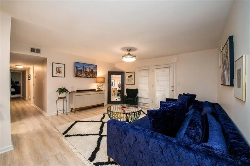 502 Brighton Point Unit 502, Sandy Springs, Georgia 30328, 3 Bedrooms Bedrooms, ,2 BathroomsBathrooms,Residential,Sold,502 Brighton Point Unit 502,7332044