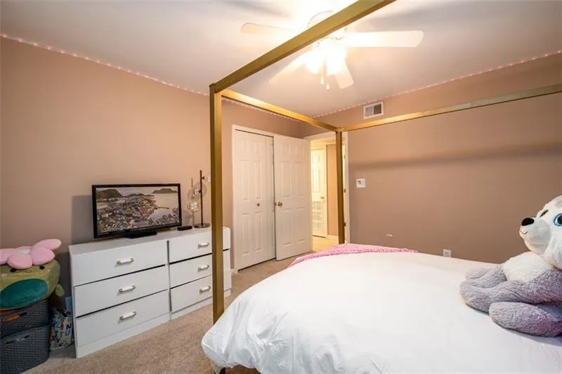 502 Brighton Point Unit 502, Sandy Springs, Georgia 30328, 3 Bedrooms Bedrooms, ,2 BathroomsBathrooms,Residential,Sold,502 Brighton Point Unit 502,7332044