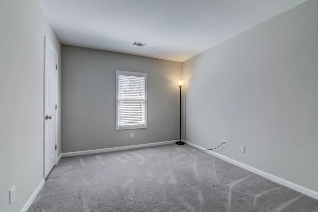 44 Huntington Place Drive, Atlanta, Georgia 30350, 3 Bedrooms Bedrooms, ,2 BathroomsBathrooms,Residential,Sold,44 Huntington Place Drive,5815417