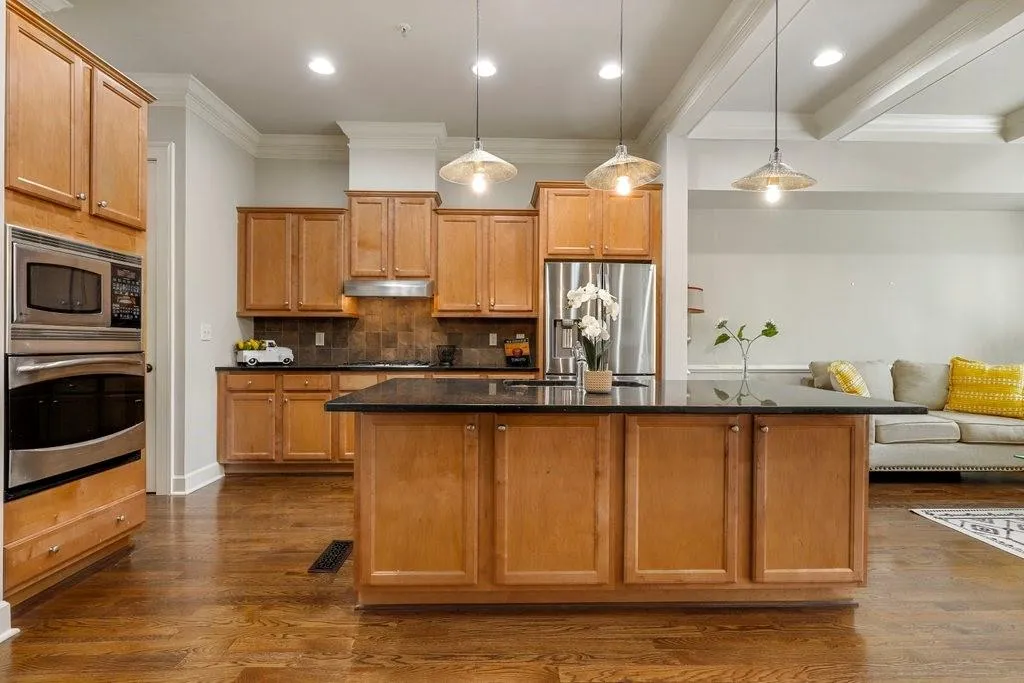 102 Riversgate Drive, Atlanta, Georgia 30339, 3 Bedrooms Bedrooms, ,3 BathroomsBathrooms,Residential,Sold,102 Riversgate Drive,7139061