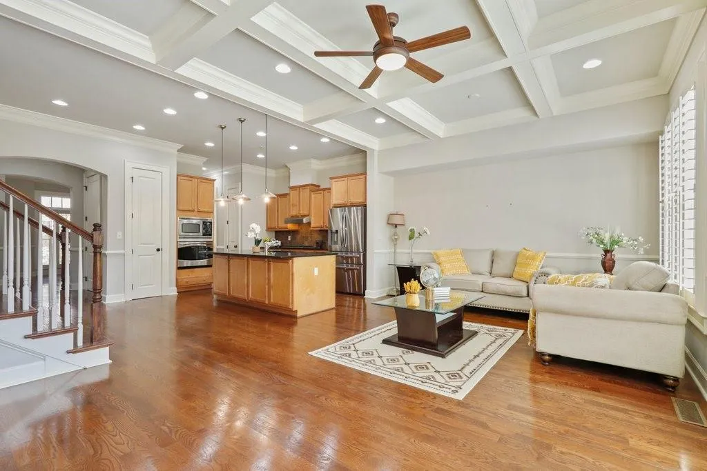 102 Riversgate Drive, Atlanta, Georgia 30339, 3 Bedrooms Bedrooms, ,3 BathroomsBathrooms,Residential,Sold,102 Riversgate Drive,7139061