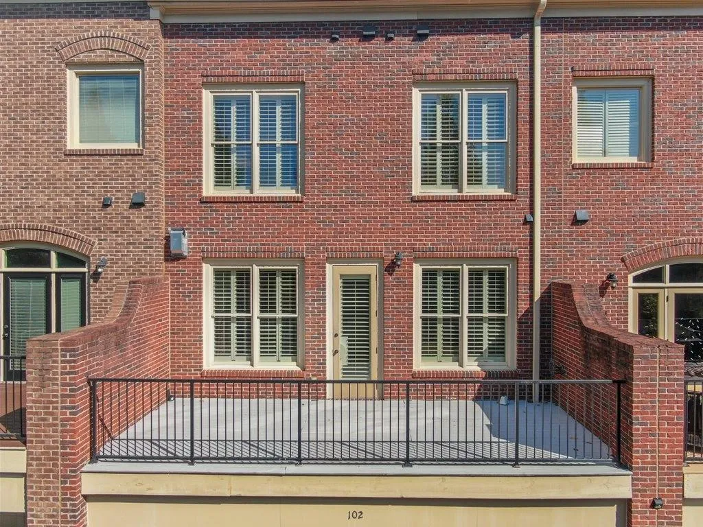 102 Riversgate Drive, Atlanta, Georgia 30339, 3 Bedrooms Bedrooms, ,3 BathroomsBathrooms,Residential,Sold,102 Riversgate Drive,7139061