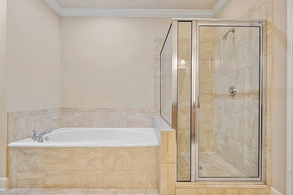 102 Riversgate Drive, Atlanta, Georgia 30339, 3 Bedrooms Bedrooms, ,3 BathroomsBathrooms,Residential,Sold,102 Riversgate Drive,7139061