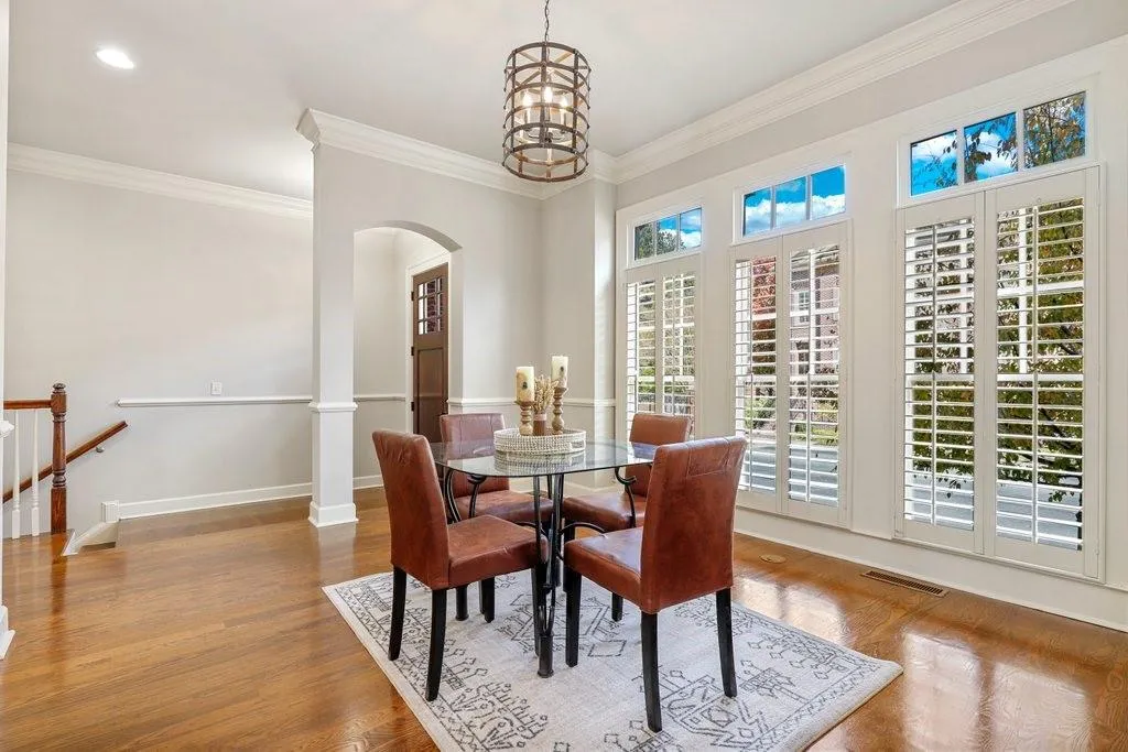 102 Riversgate Drive, Atlanta, Georgia 30339, 3 Bedrooms Bedrooms, ,3 BathroomsBathrooms,Residential,Sold,102 Riversgate Drive,7139061