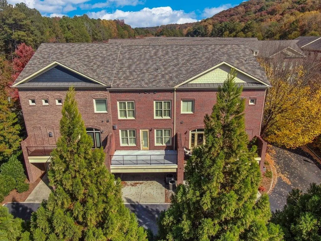 102 Riversgate Drive, Atlanta, Georgia 30339, 3 Bedrooms Bedrooms, ,3 BathroomsBathrooms,Residential,Sold,102 Riversgate Drive,7139061