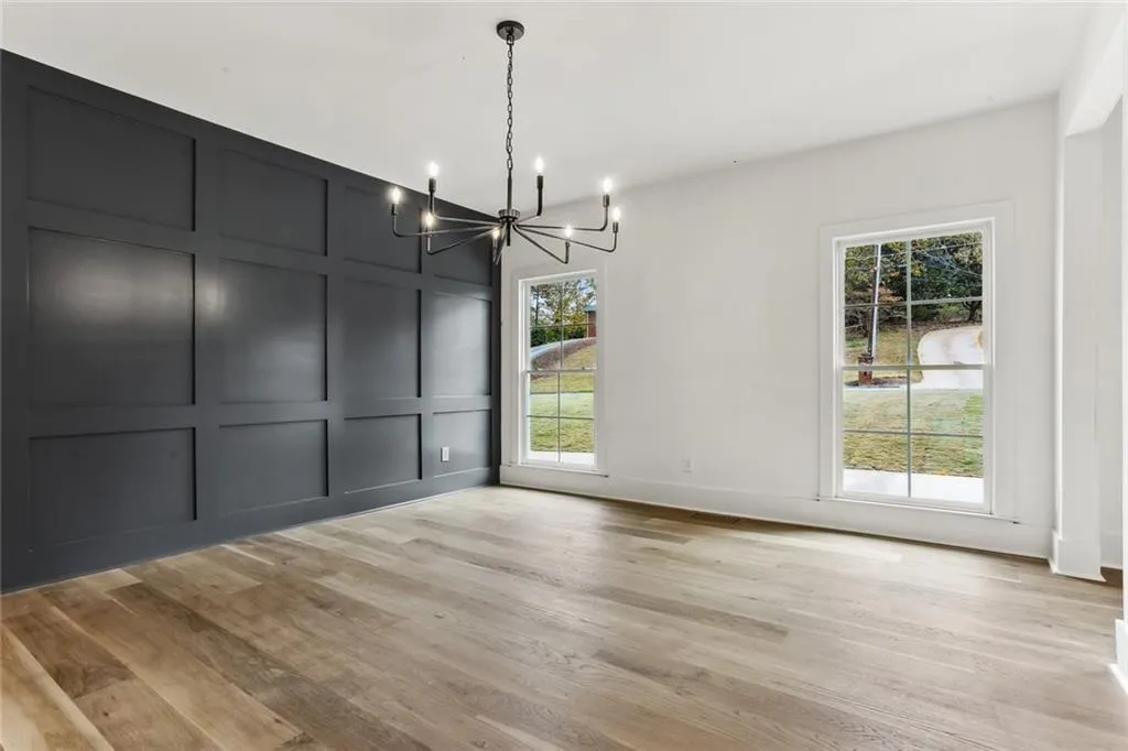 445 Riverhill Drive, Sandy Springs, Georgia 30328, 5 Bedrooms Bedrooms, ,5 BathroomsBathrooms,Residential,Sold,445 Riverhill Drive,7143983