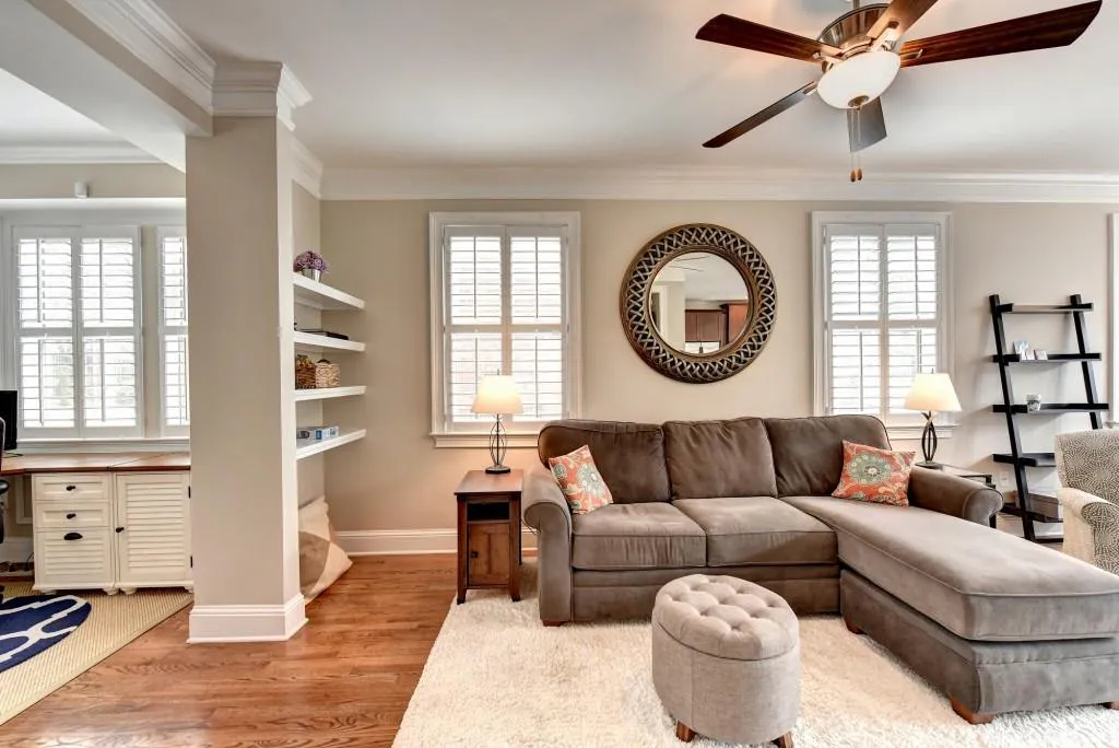 5472 Glenridge View Unit 2012, Sandy Springs, Georgia 30342, 2 Bedrooms Bedrooms, ,2 BathroomsBathrooms,Residential,Sold,5472 Glenridge View Unit 2012,6698300