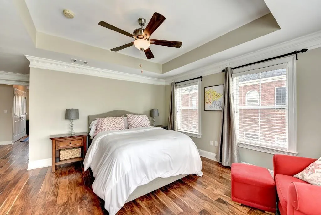 5472 Glenridge View Unit 2012, Sandy Springs, Georgia 30342, 2 Bedrooms Bedrooms, ,2 BathroomsBathrooms,Residential,Sold,5472 Glenridge View Unit 2012,6698300