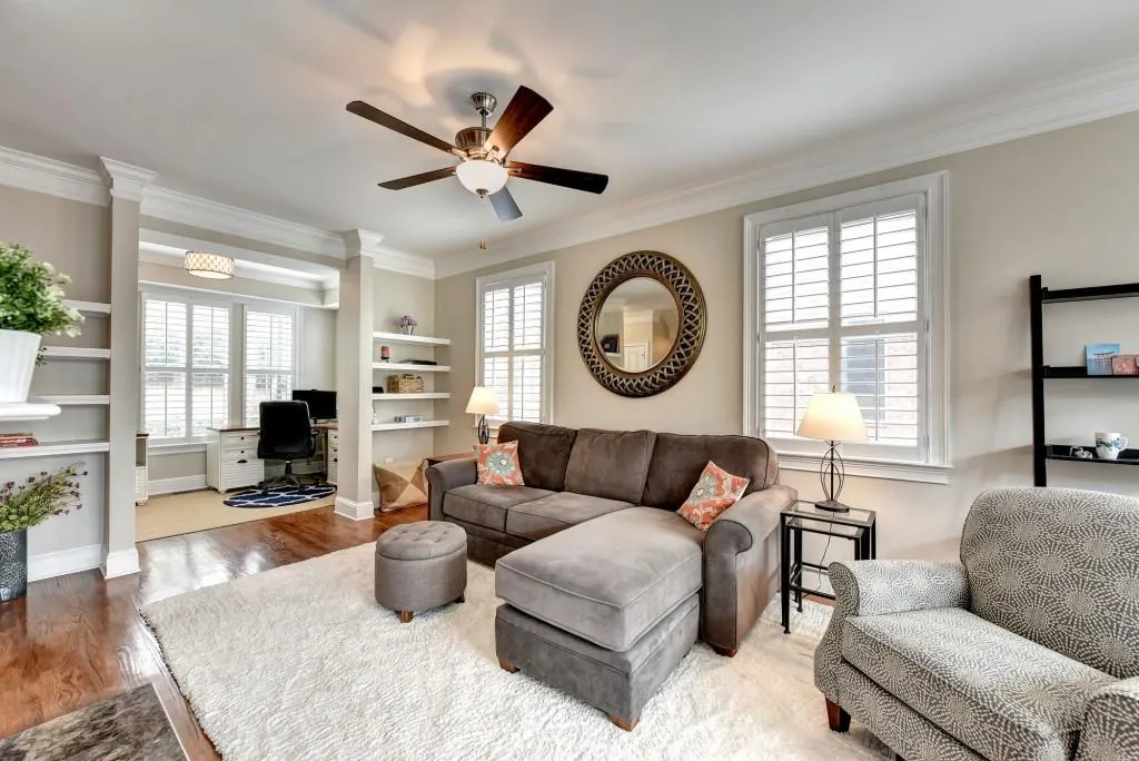 5472 Glenridge View Unit 2012, Sandy Springs, Georgia 30342, 2 Bedrooms Bedrooms, ,2 BathroomsBathrooms,Residential,Sold,5472 Glenridge View Unit 2012,6698300