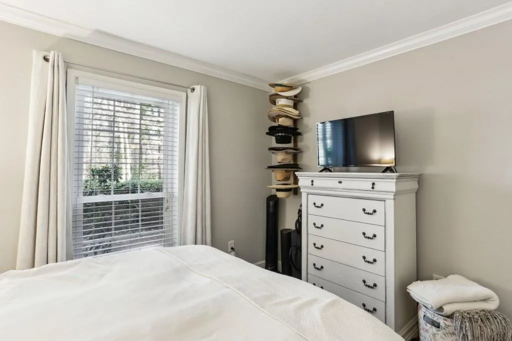 2901 Lenox Road Unit 1002, Atlanta, Georgia 30324, 2 Bedrooms Bedrooms, ,1 BathroomBathrooms,Residential,For Sale,2901 Lenox Road Unit 1002,7643215