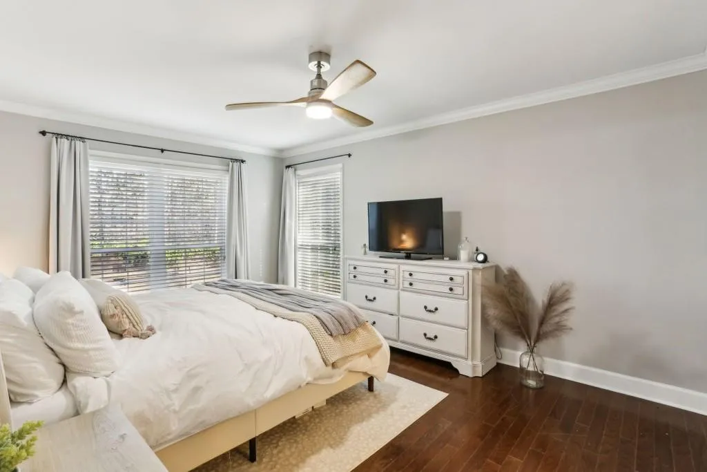 2901 Lenox Road Unit 1002, Atlanta, Georgia 30324, 2 Bedrooms Bedrooms, ,1 BathroomBathrooms,Residential,For Sale,2901 Lenox Road Unit 1002,7643215