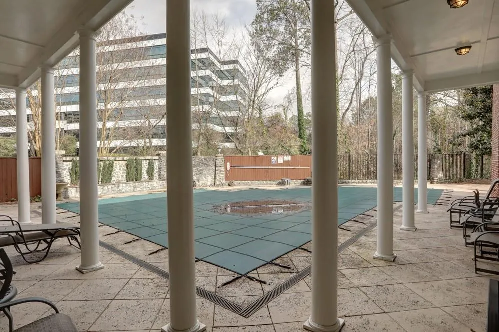 1104 Glenridge Place, Atlanta, Georgia 30342, 2 Bedrooms Bedrooms, ,2 BathroomsBathrooms,Residential,Sold,1104 Glenridge Place,6530883