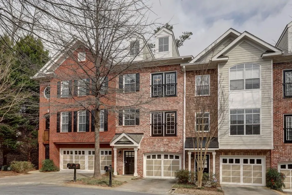 1104 Glenridge Place, Atlanta, Georgia 30342, 2 Bedrooms Bedrooms, ,2 BathroomsBathrooms,Residential,Sold,1104 Glenridge Place,6530883