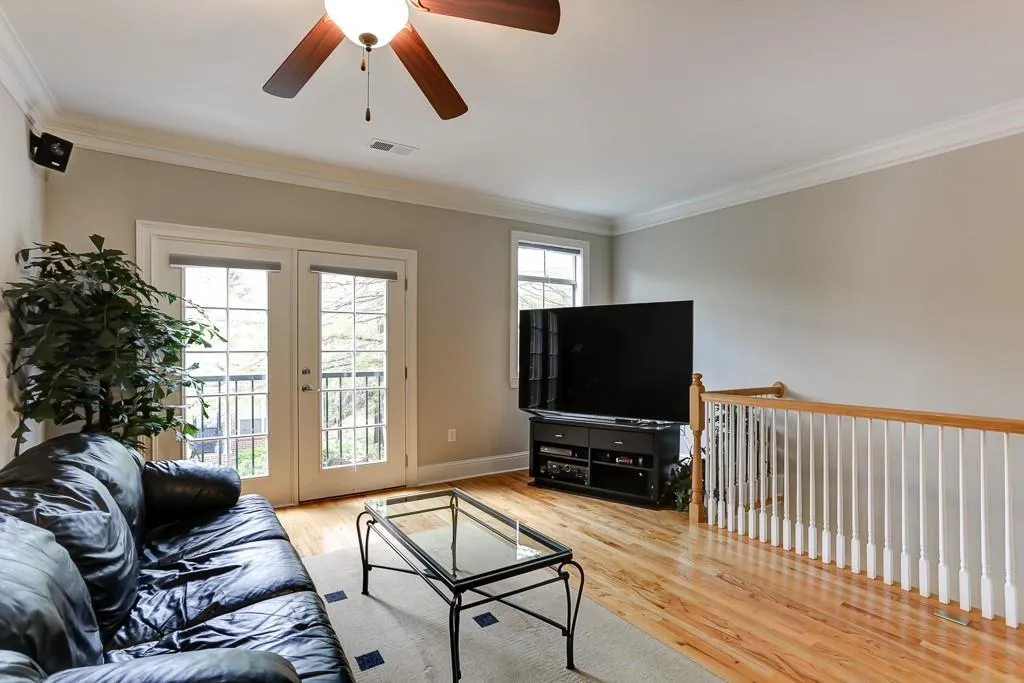 1104 Glenridge Place, Atlanta, Georgia 30342, 2 Bedrooms Bedrooms, ,2 BathroomsBathrooms,Residential,Sold,1104 Glenridge Place,6530883