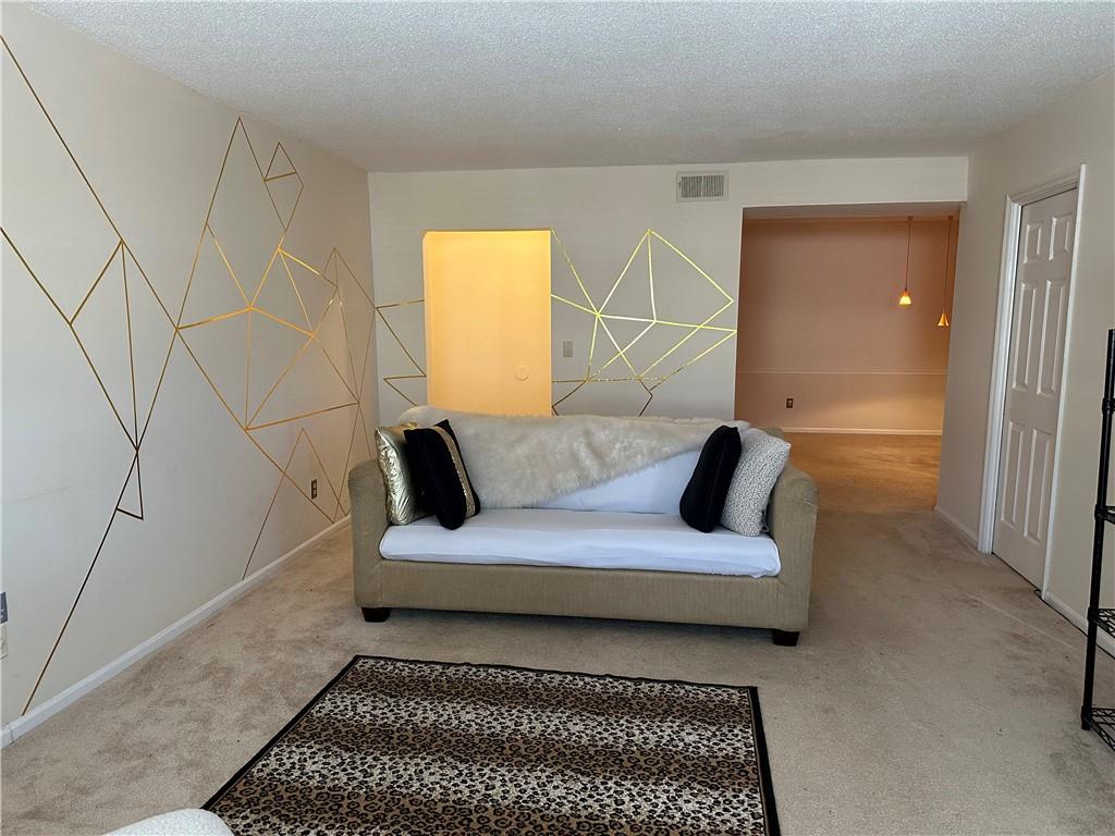 6851 Roswell Road Unit I20, Sandy Springs, Georgia 30328, 3 Bedrooms Bedrooms, ,2 BathroomsBathrooms,Residential,Sold,6851 Roswell Road Unit I20,7221804