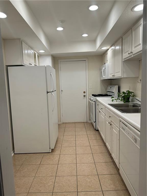 6851 Roswell Road Unit I20, Sandy Springs, Georgia 30328, 3 Bedrooms Bedrooms, ,2 BathroomsBathrooms,Residential,Sold,6851 Roswell Road Unit I20,7221804