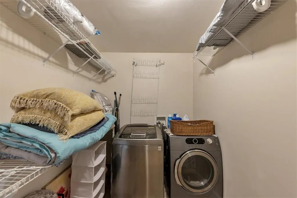 1410 N Druid Hills Road Ne, Brookhaven, Georgia 30319, 7 Bedrooms Bedrooms, ,4 BathroomsBathrooms,Residential,For Sale,1410 N Druid Hills Road Ne,7668778