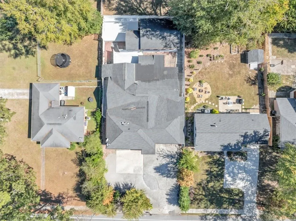 1410 N Druid Hills Road Ne, Brookhaven, Georgia 30319, 7 Bedrooms Bedrooms, ,4 BathroomsBathrooms,Residential,For Sale,1410 N Druid Hills Road Ne,7668778