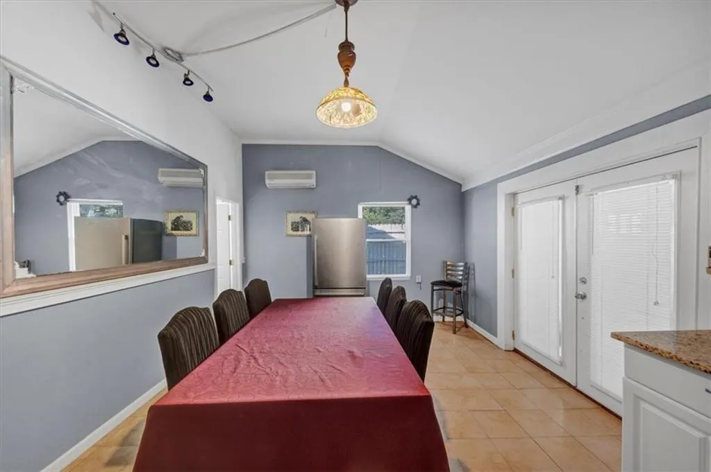 1410 N Druid Hills Road Ne, Brookhaven, Georgia 30319, 7 Bedrooms Bedrooms, ,4 BathroomsBathrooms,Residential,For Sale,1410 N Druid Hills Road Ne,7668778