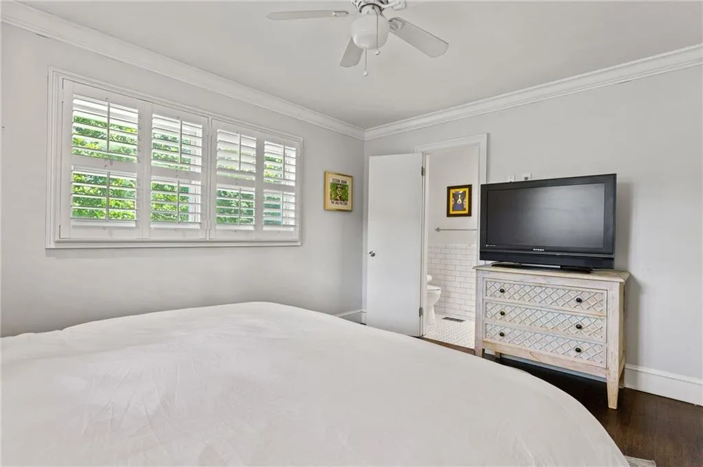 2416 Elmwood Circle Se, Atlanta, Georgia 30339, 3 Bedrooms Bedrooms, ,2 BathroomsBathrooms,Residential,For Sale,2416 Elmwood Circle Se,7604211