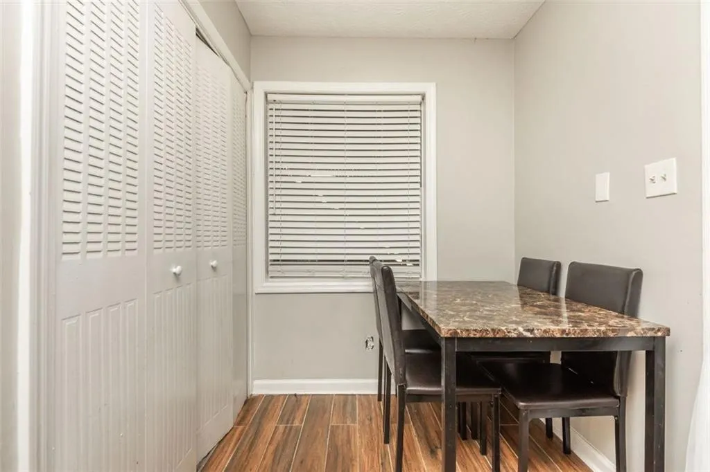 365 Winding River Drive, Atlanta, Georgia 30350, 2 Bedrooms Bedrooms, ,2 BathroomsBathrooms,Residential,For Sale,365 Winding River Drive,7589811