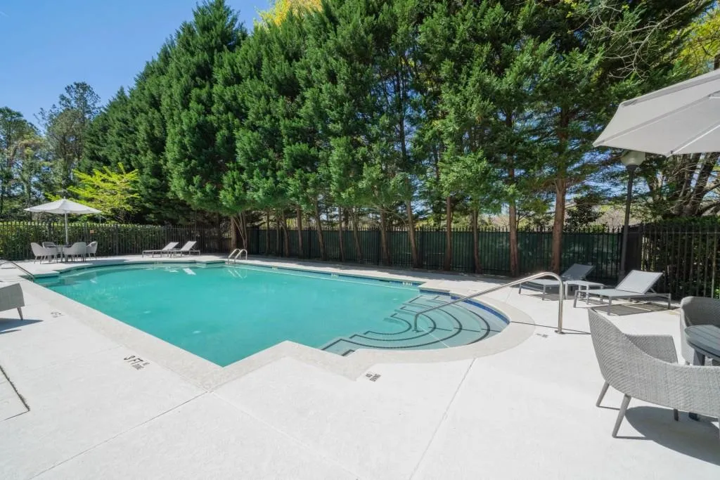 2500 Peachtree Road Nw Unit 405s, Atlanta, Georgia 30305, 2 Bedrooms Bedrooms, 0 ,2 BathroomsBathrooms,Residential,For Sale,2500 Peachtree Road Nw Unit 405s,7712012