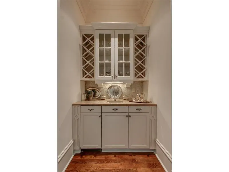 67 Blackland Road, Atlanta, Georgia 30342, 5 Bedrooms Bedrooms, ,7 BathroomsBathrooms,Residential,Sold,67 Blackland Road,5686337