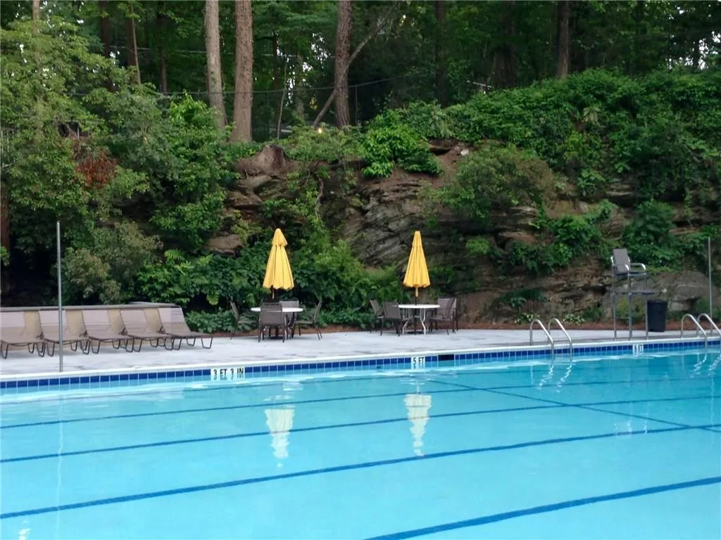 120 Windsor Cove, Sandy Springs, Georgia 30328, 5 Bedrooms Bedrooms, ,5 BathroomsBathrooms,Residential,Sold,120 Windsor Cove,6029885