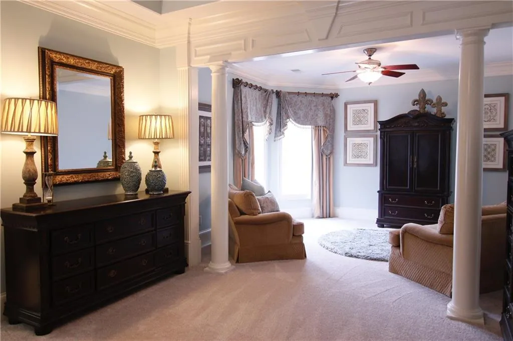 120 Windsor Cove, Sandy Springs, Georgia 30328, 5 Bedrooms Bedrooms, ,5 BathroomsBathrooms,Residential,Sold,120 Windsor Cove,6029885