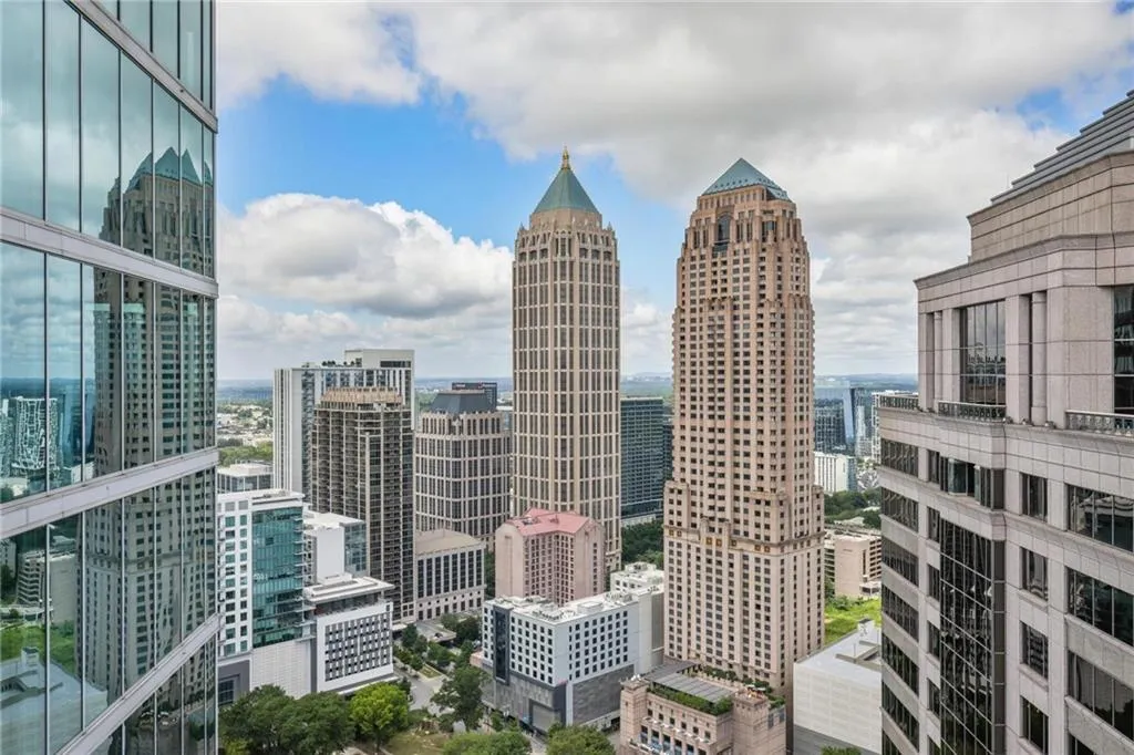 1080 Peachtree Street Ne Unit 3303, Atlanta, Georgia 30309, 2 Bedrooms Bedrooms, ,2 BathroomsBathrooms,Residential,For Sale,1080 Peachtree Street Ne Unit 3303,7636217