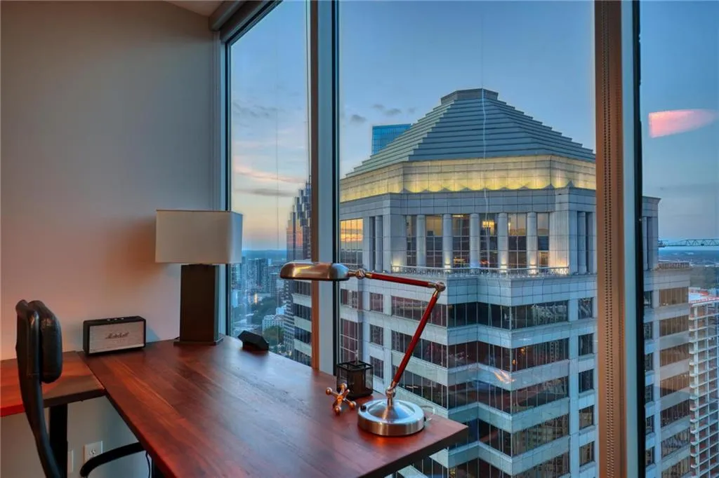 1080 Peachtree Street Ne Unit 3303, Atlanta, Georgia 30309, 2 Bedrooms Bedrooms, ,2 BathroomsBathrooms,Residential,For Sale,1080 Peachtree Street Ne Unit 3303,7636217
