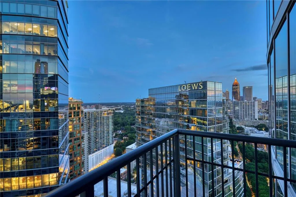 1080 Peachtree Street Ne Unit 3303, Atlanta, Georgia 30309, 2 Bedrooms Bedrooms, ,2 BathroomsBathrooms,Residential,For Sale,1080 Peachtree Street Ne Unit 3303,7636217