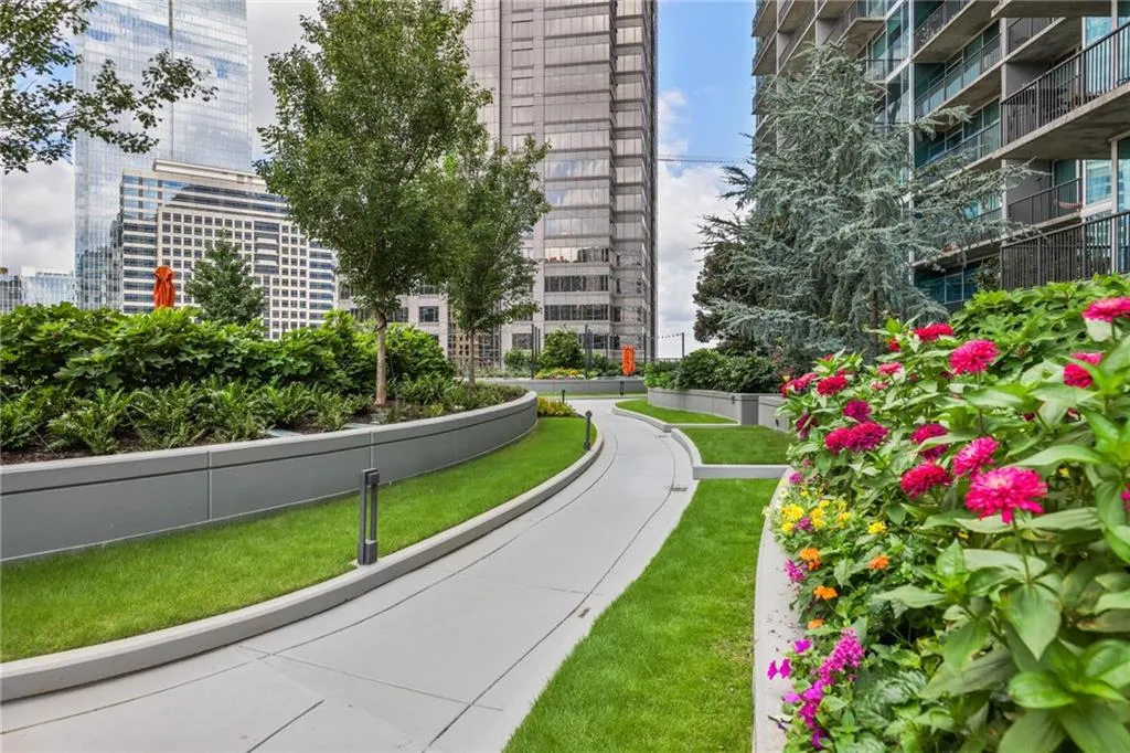 1080 Peachtree Street Ne Unit 3303, Atlanta, Georgia 30309, 2 Bedrooms Bedrooms, ,2 BathroomsBathrooms,Residential,For Sale,1080 Peachtree Street Ne Unit 3303,7636217