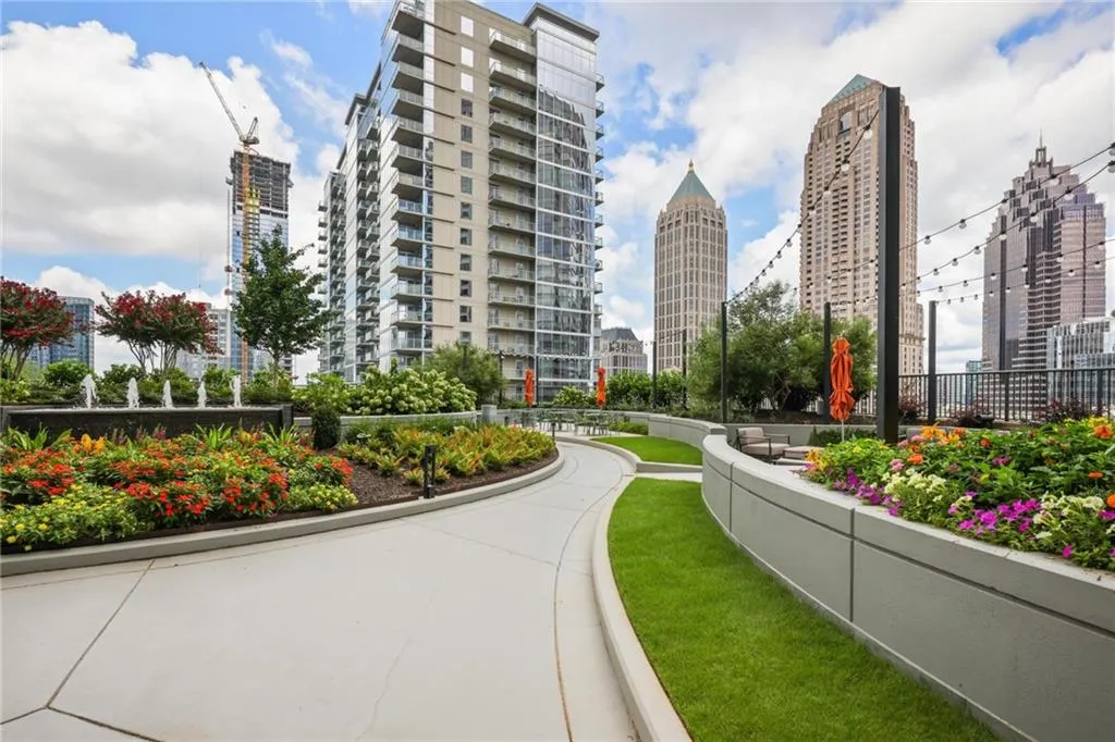 1080 Peachtree Street Ne Unit 3303, Atlanta, Georgia 30309, 2 Bedrooms Bedrooms, ,2 BathroomsBathrooms,Residential,For Sale,1080 Peachtree Street Ne Unit 3303,7636217