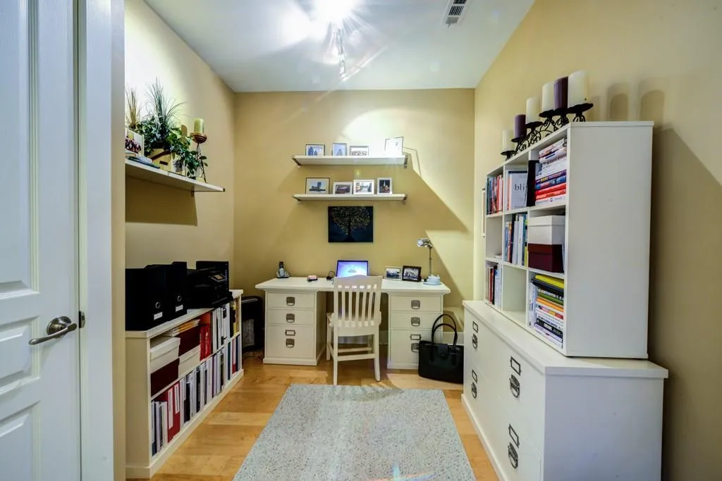 799 Hammond Drive Unit 413, Sandy Springs, Georgia 30328, 2 Bedrooms Bedrooms, ,1 BathroomBathrooms,Residential,Sold,799 Hammond Drive Unit 413,5784813