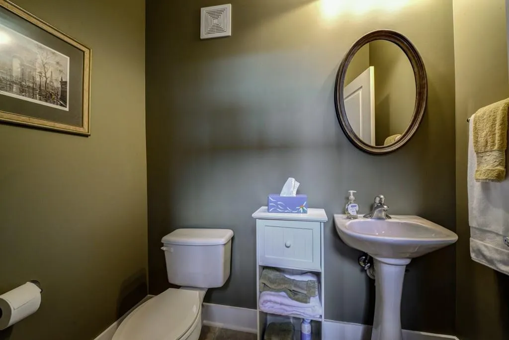 799 Hammond Drive Unit 413, Sandy Springs, Georgia 30328, 2 Bedrooms Bedrooms, ,1 BathroomBathrooms,Residential,Sold,799 Hammond Drive Unit 413,5784813