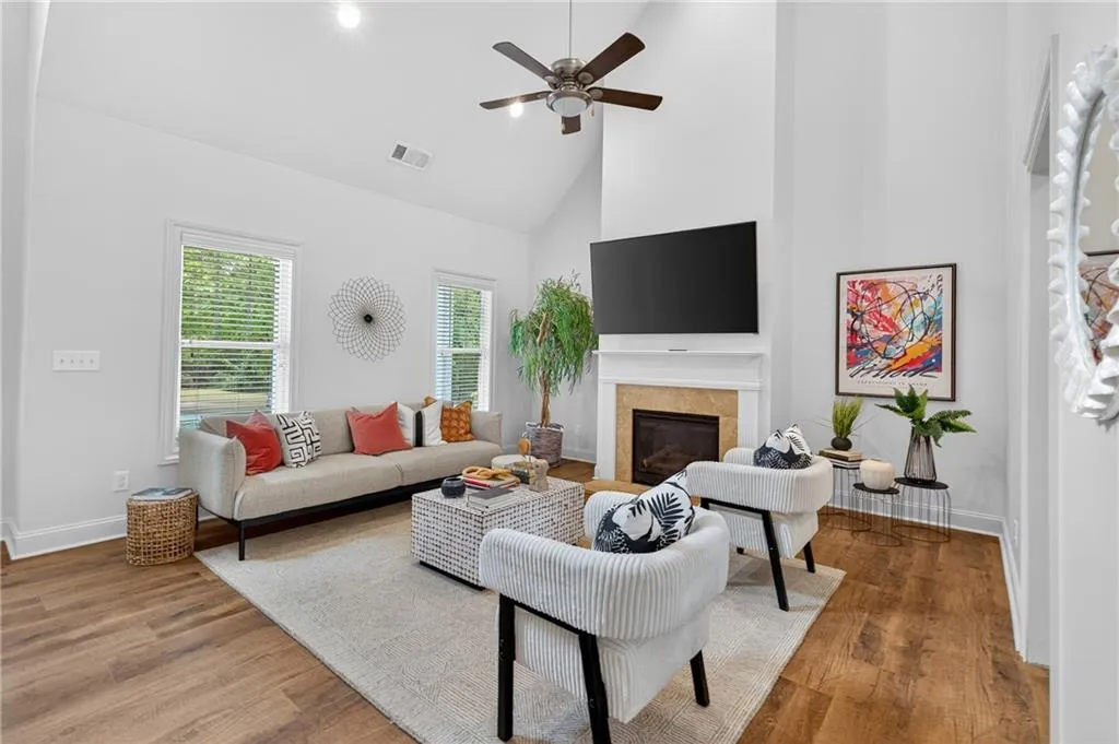 1561 Habershal Road Nw, Atlanta, Georgia 30318, 3 Bedrooms Bedrooms, ,2 BathroomsBathrooms,Residential,For Sale,1561 Habershal Road Nw,7647959