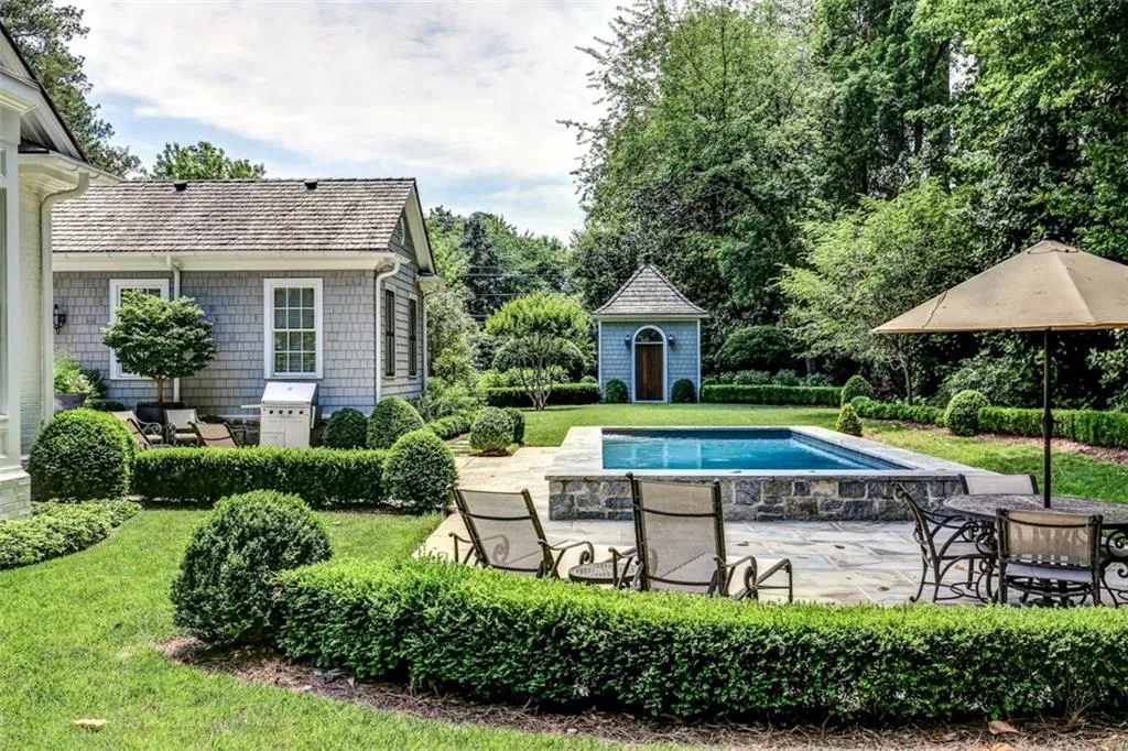 3100 N Wesley Court Nw, Atlanta, Georgia 30327, 6 Bedrooms Bedrooms, ,7 BathroomsBathrooms,Residential,Sold,3100 N Wesley Court Nw,5956982