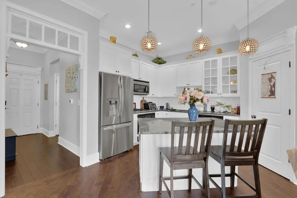 11 Perimeter Center E Unit 1114, Atlanta, Georgia 30324, 1 Bedroom Bedrooms, ,1 BathroomBathrooms,Residential,For Sale,11 Perimeter Center E Unit 1114,7648814