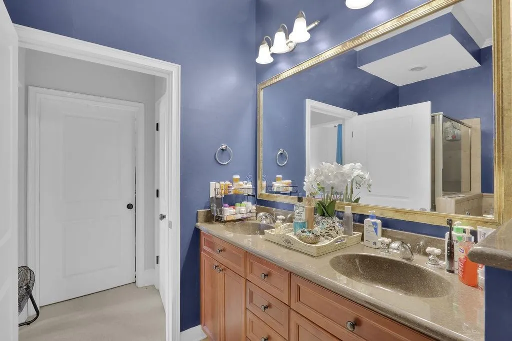 11 Perimeter Center E Unit 1114, Atlanta, Georgia 30324, 1 Bedroom Bedrooms, ,1 BathroomBathrooms,Residential,For Sale,11 Perimeter Center E Unit 1114,7648814
