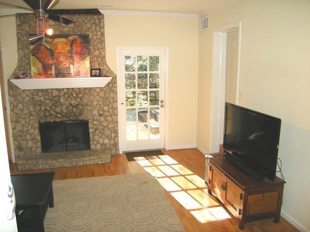 5210 Chemin De Vie Unit 5210, Atlanta, Georgia 30342, 2 Bedrooms Bedrooms, ,2 BathroomsBathrooms,Residential,Sold,5210 Chemin De Vie Unit 5210,5778685