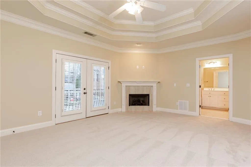 5492 Glenridge Drive Unit 544, Atlanta, Georgia 30342, 4 Bedrooms Bedrooms, ,3 BathroomsBathrooms,Residential,Sold,5492 Glenridge Drive Unit 544,6518151