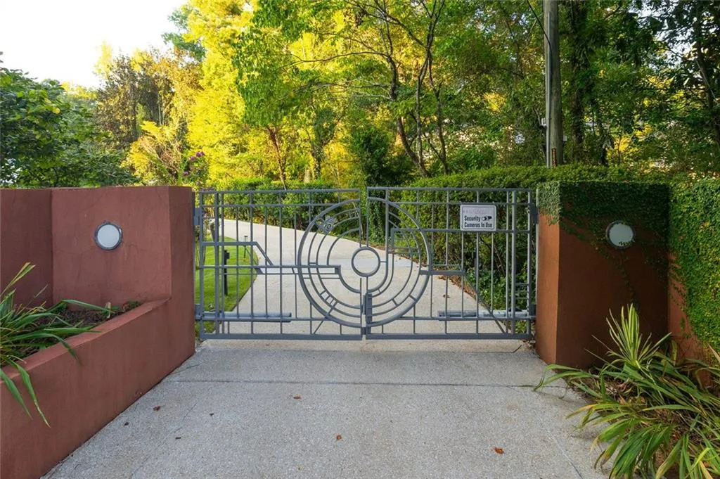 500 Franklin Road Ne, Sandy Springs, Georgia 30342, 6 Bedrooms Bedrooms, 0 ,4 BathroomsBathrooms,Residential,For Sale,500 Franklin Road Ne,7841237